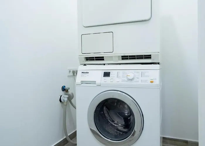 דירה Lovely At Location