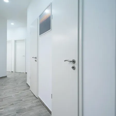 Apartament Lovely At Location *